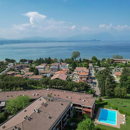 Breeze Apartment Desenzano del Garda Exterior photo